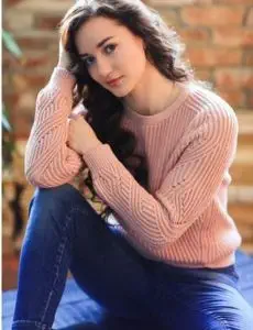 Elite escort service in Batouli for home and hotel visits